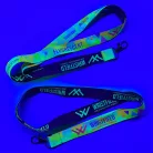 Saténová šňůrka na krk s nápisem 20x900 mm - s FLUO potiskem - se standardní karabinou